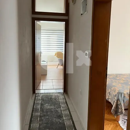 Pazar Apartman *